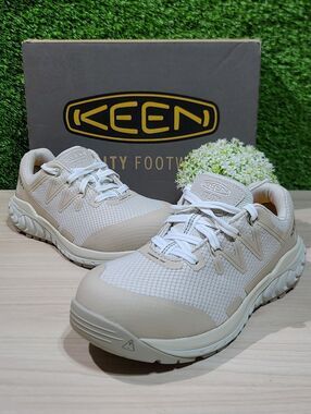 KEEN Utility Dillon Comp Toe work sneakers / Birch/Silver US 8 NEW